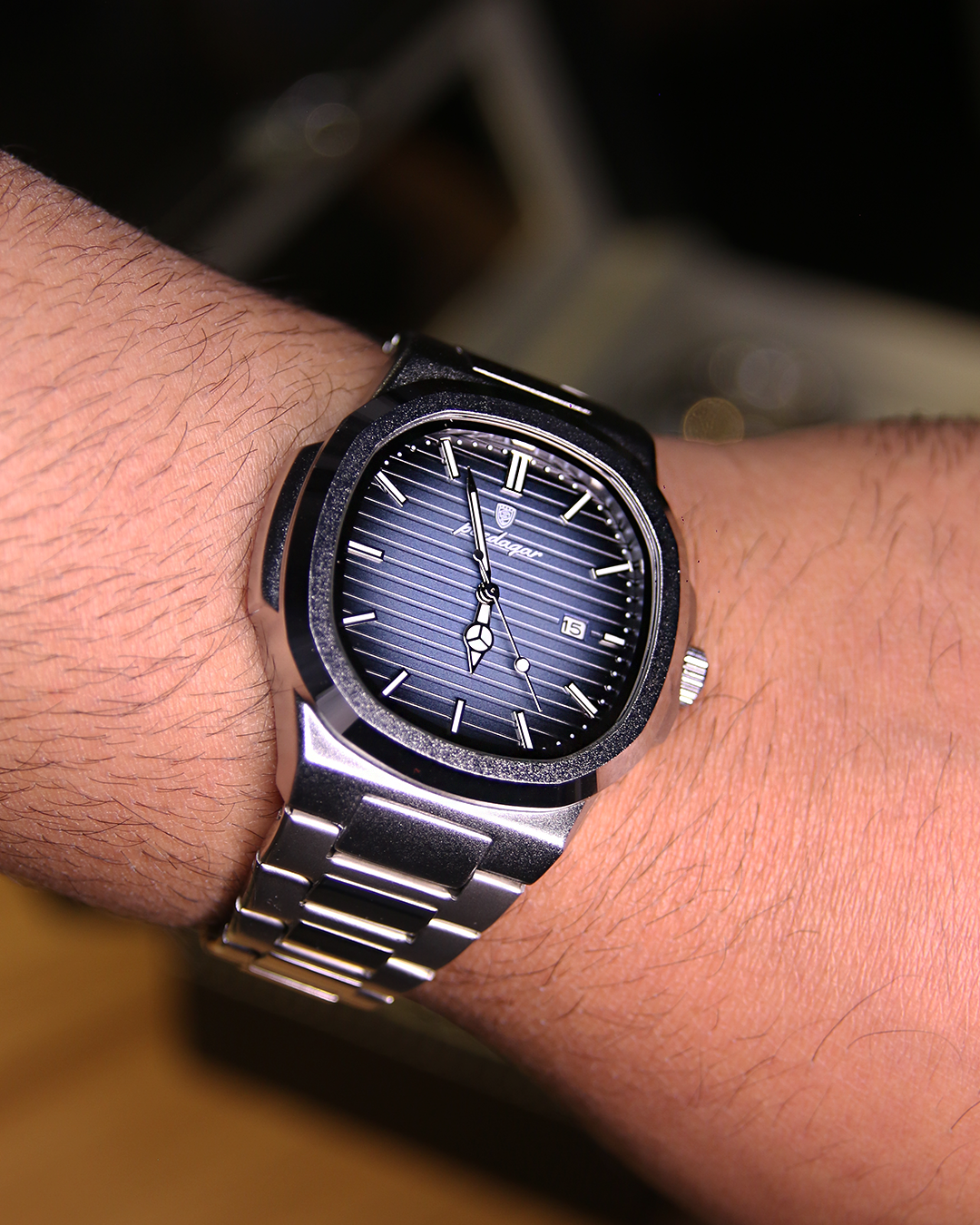 Relógio Poedagar Deluxe Edition®