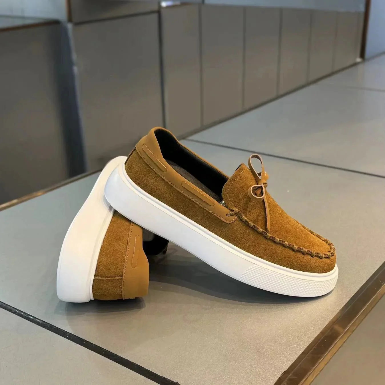Mocassim Masculino de Couro Respirável – Slip-On Confortável para Estilo Casual Todos os Dias